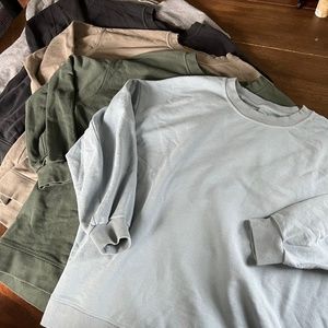 Lululemon perfectly oversized crew